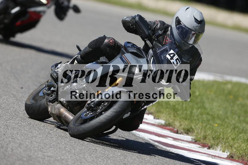 /Archiv-2025/48 25.08.2025 Cornu Master School ADR/blau-bleu/45